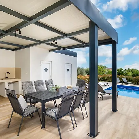 Nice In With Kitchen Holiday home *